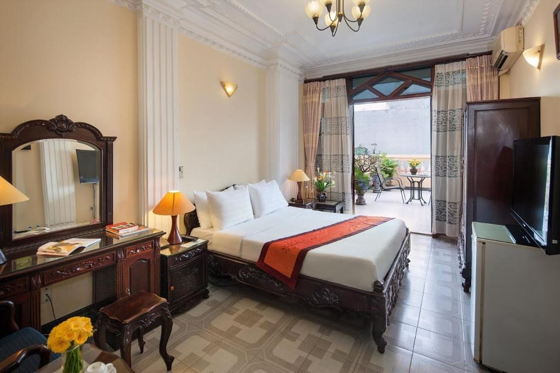 Lucky Central Hotel & Travel ハノイ市 エクステリア 写真